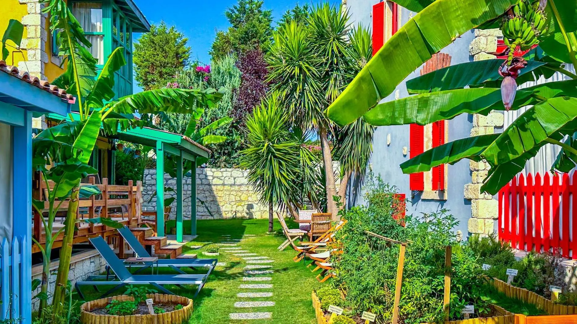 Alacati Wellness Garden Hotel