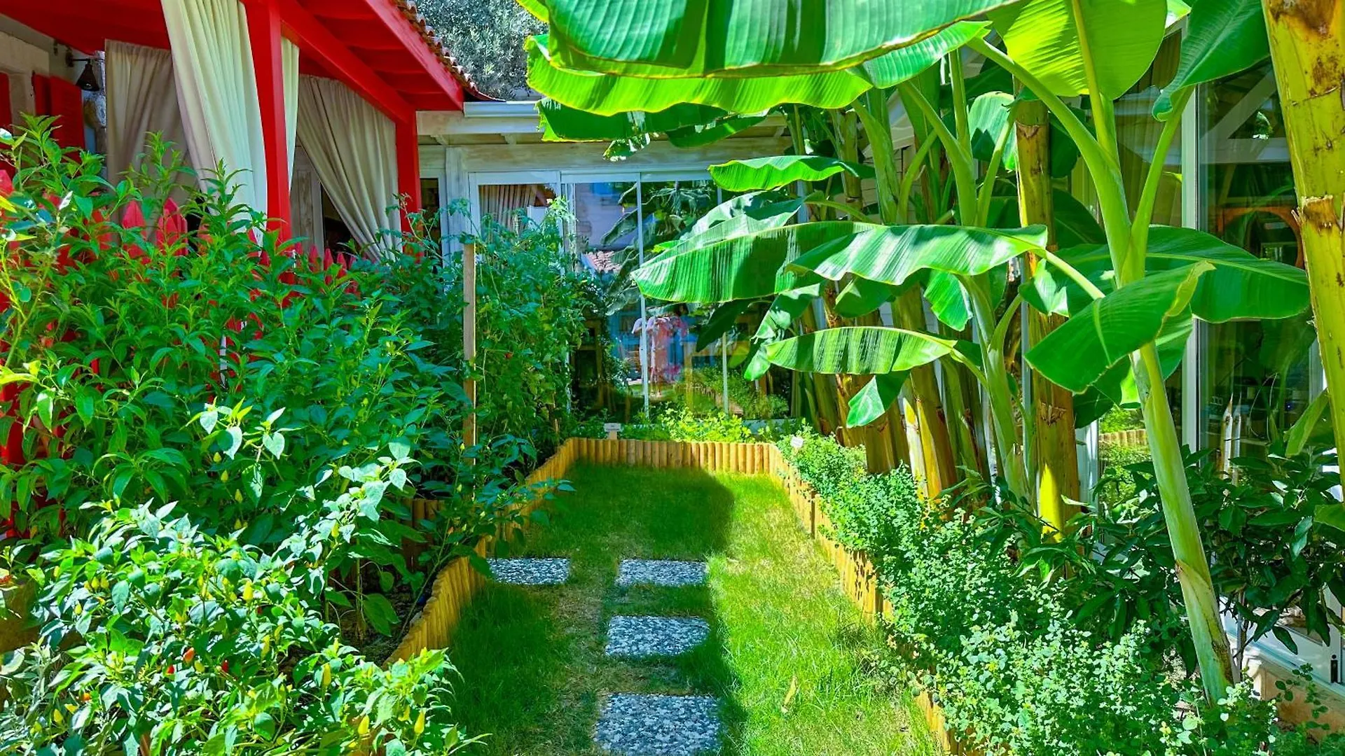 Alacati Wellness Garden Hotel